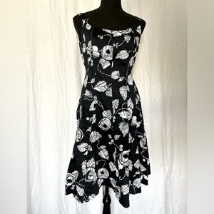 Nine West dress 6 black & white midi fit and flare